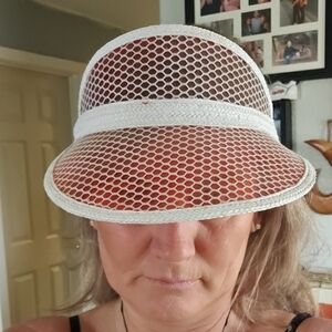 STUNNING VINTAGE VISOR